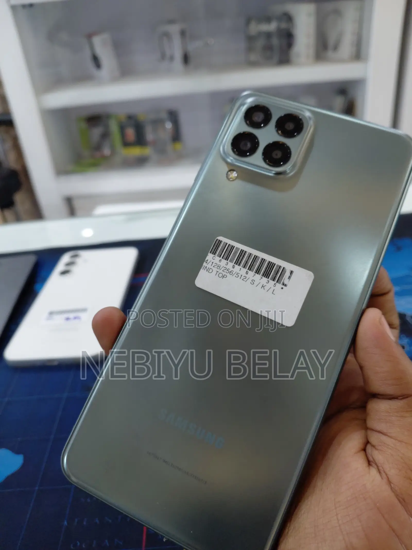 New Samsung Galaxy M53 128 GB Silver