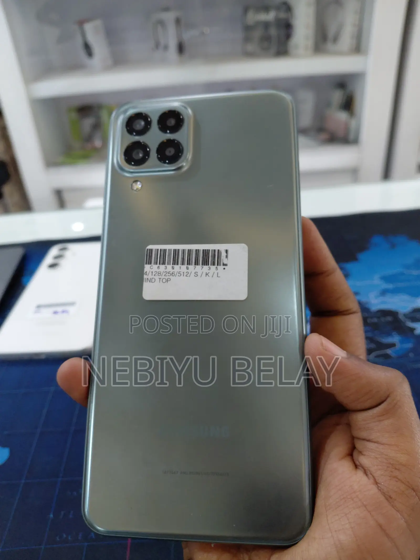 New Samsung Galaxy M53 128 GB Silver