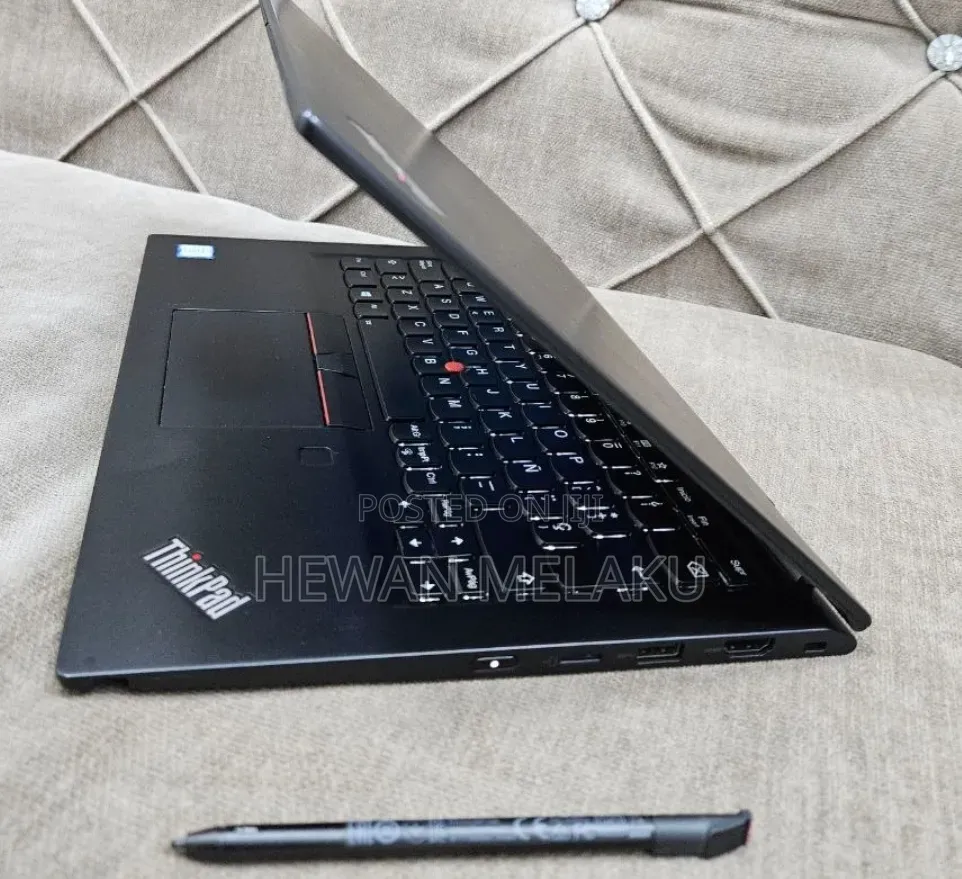 New Laptop Lenovo ThinkPad X390 Yoga 16GB Intel Core i7 SSD 512GB