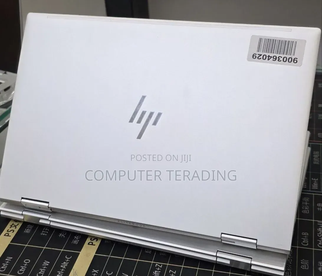 New Laptop HP EliteBook 830 G8 16GB Intel Core i5 SSD 512GB