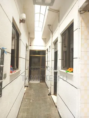 Furnished 3bdrm Villa in ሀያት, Bole for sale