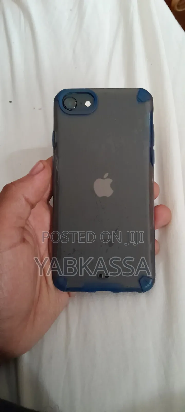Apple iPhone SE 64 GB Black