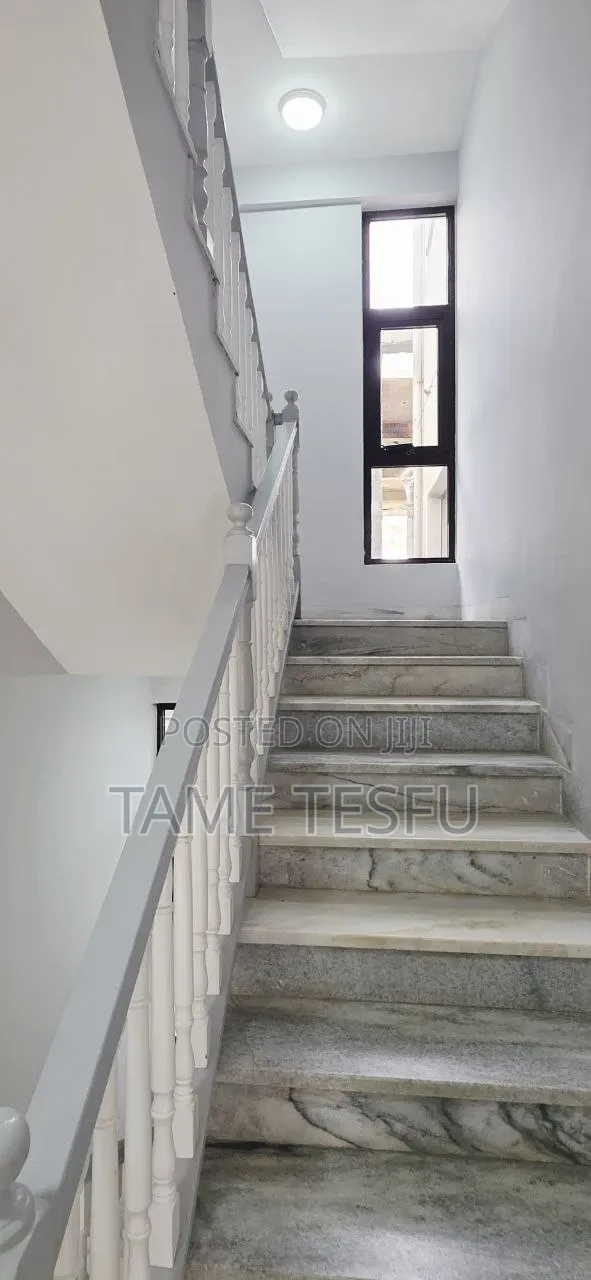Furnished 8bdrm House in ሰሚት, Bole for sale