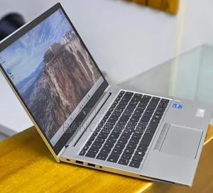 New Laptop HP EliteBook 840 G8 16GB Intel Core i5 SSD 512GB