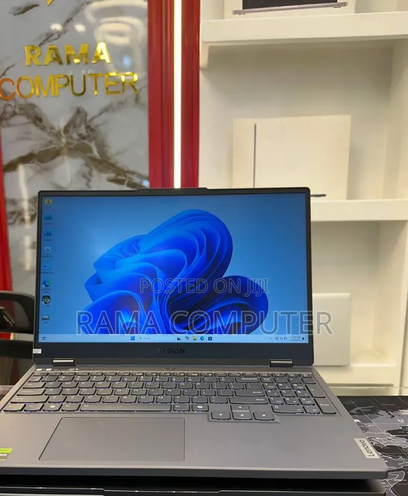 New Lenovo Legion Y7000P IRX9 Gaming Laptop 24GB Intel Core i7 SSD 1T