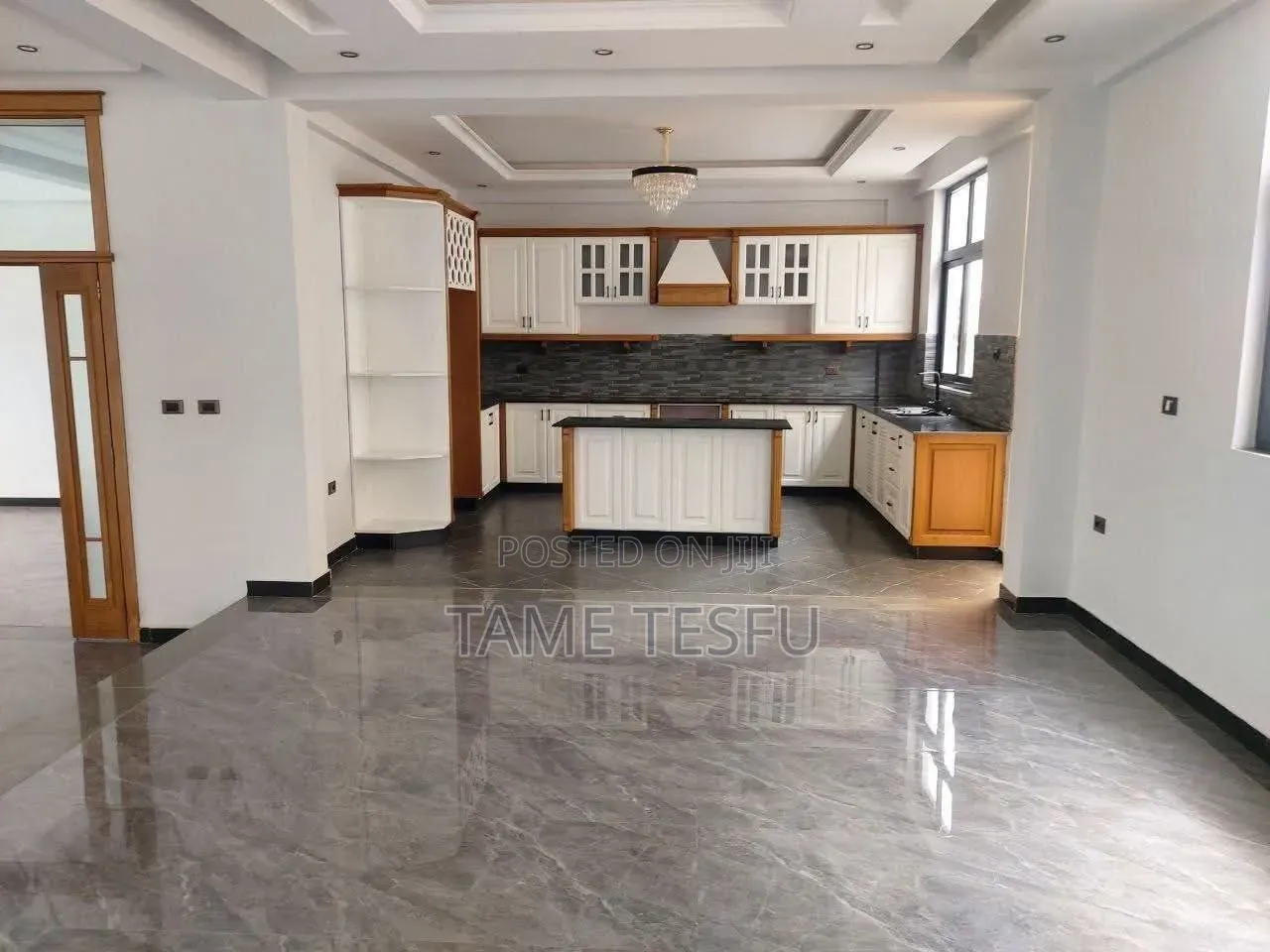Furnished 8bdrm House in ሀያት 500ካሬ, Bole for sale