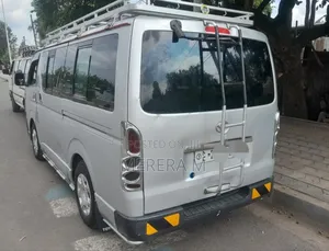 Toyota HiAce 2007 Silver