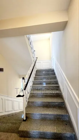 Furnished 6bdrm House in ሀያት, Bole for sale