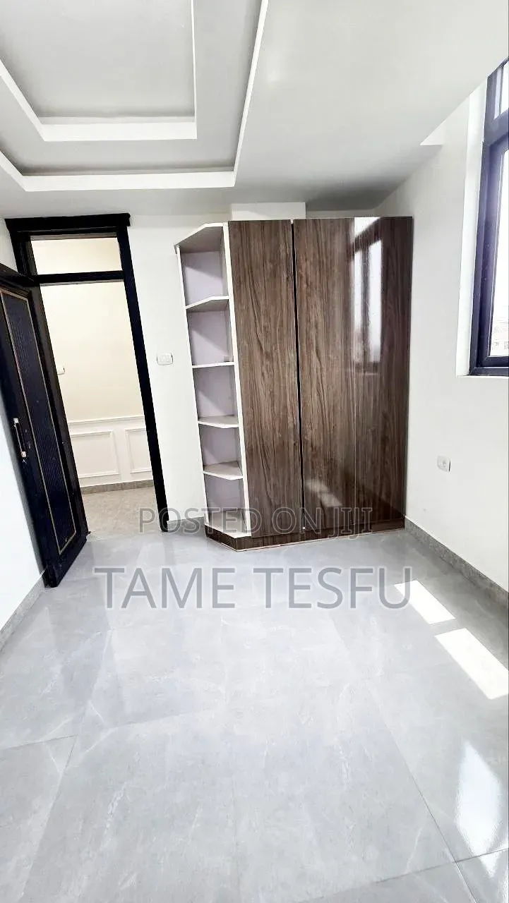 Furnished 6bdrm House in ሀያት, Bole for sale
