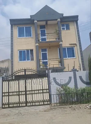 Furnished 7bdrm House in ሀያት, Bole for sale