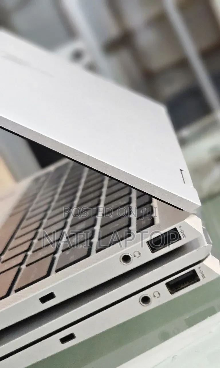 New Laptop HP EliteBook 1040 G8 16GB Intel Core i7 SSD 512GB