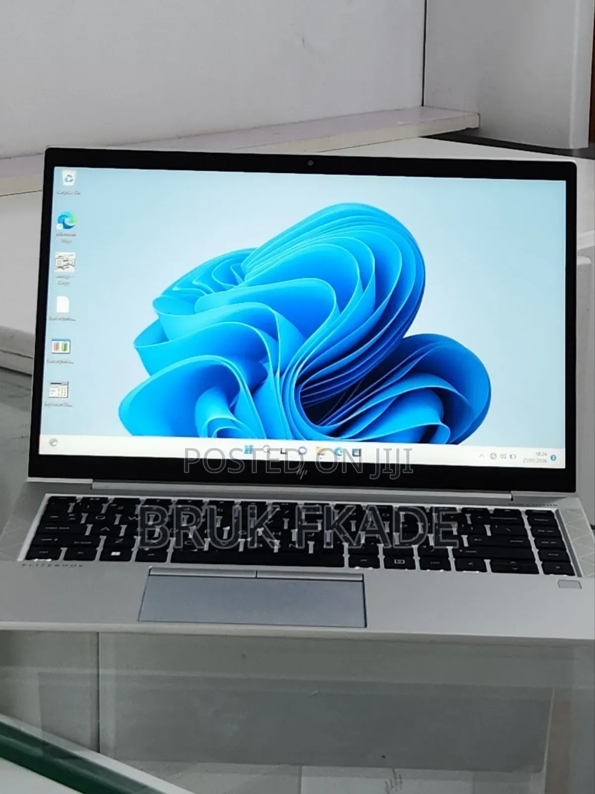 New Laptop HP EliteBook 845 G8 16GB AMD Ryzen 5 SSD 512GB