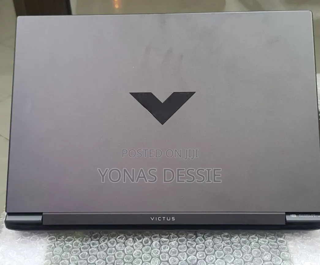 New Laptop HP Victus 16 16GB Intel Core i7 SSD 1T