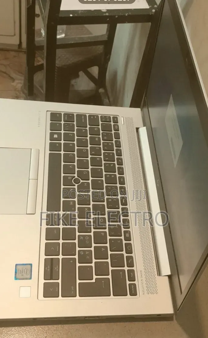 New Laptop HP EliteBook 830 G5 8GB Intel Core i5 SSD 256GB
