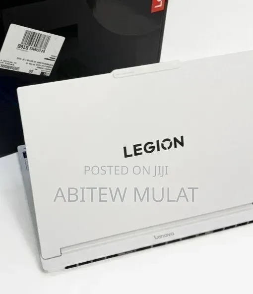 New Laptop Lenovo Legion Pro 7 32GB Intel Core Ultra 9 SSD 1T
