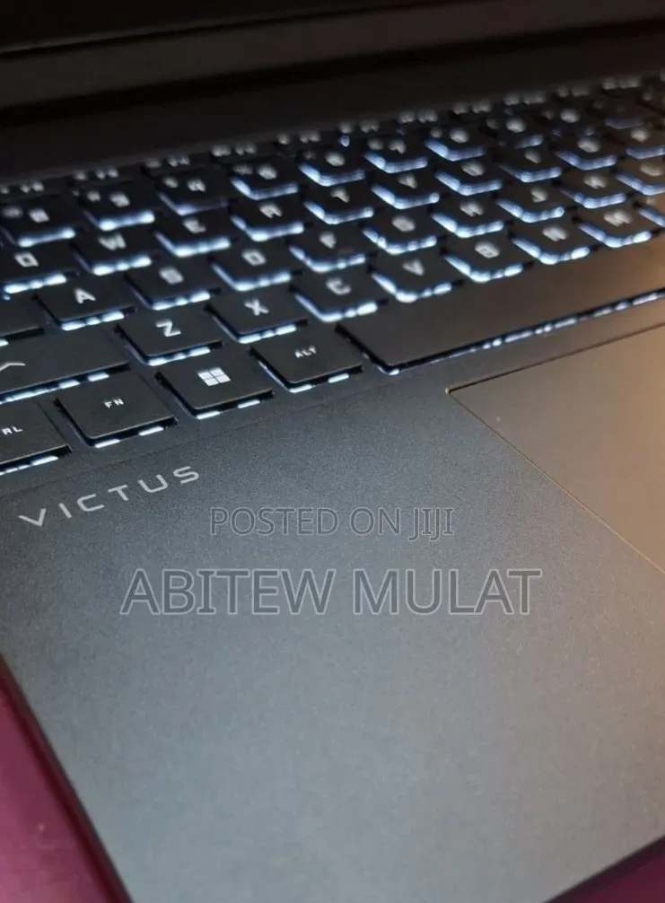 New Laptop HP Victus 15 16GB AMD Ryzen 5 SSD 512GB
