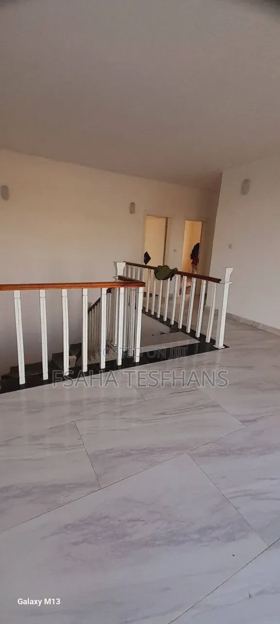 7bdrm House in G+3, Bole for rent