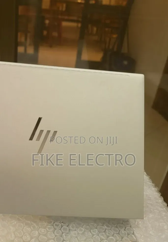 New Laptop HP EliteBook 830 G9 16GB Intel Core i5 SSD 512GB