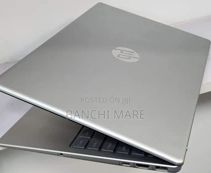 New Laptop HP Stream Notebook 8GB AMD Ryzen 3 SSD 256GB