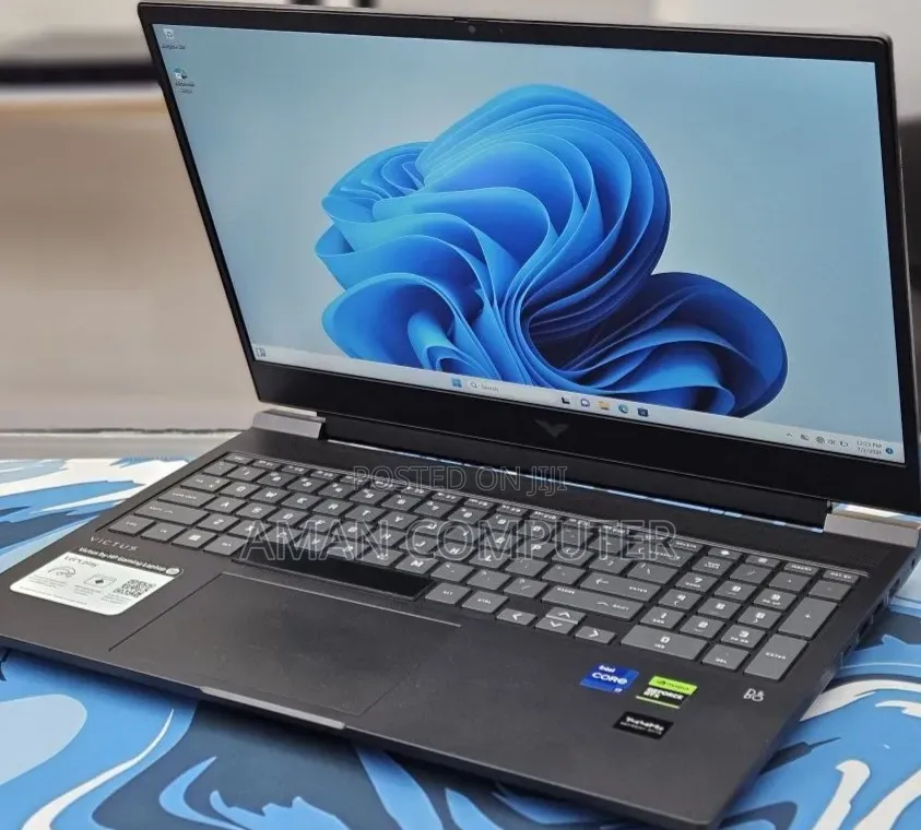 New Laptop HP Victus 16 16GB Intel Core i7 SSD 1T