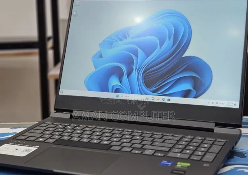 New Laptop HP Victus 16 16GB Intel Core i7 SSD 1T
