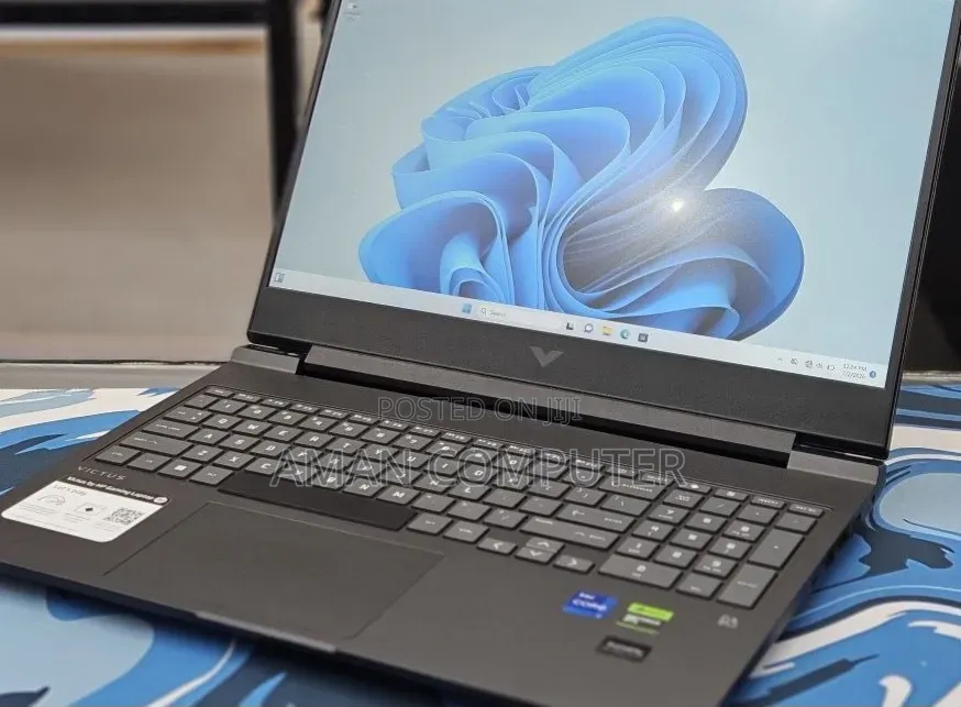 New Laptop HP Victus 16 16GB Intel Core i7 SSD 1T