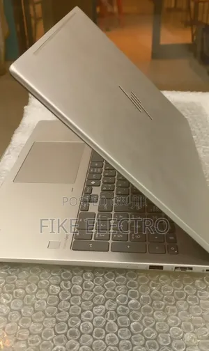 New Laptop HP EliteBook 640 G11 16GB Intel Core Ultra 7 SSD 512GB