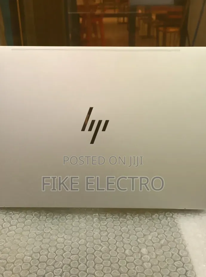 New Laptop HP EliteBook 640 G11 16GB Intel Core Ultra 7 SSD 512GB