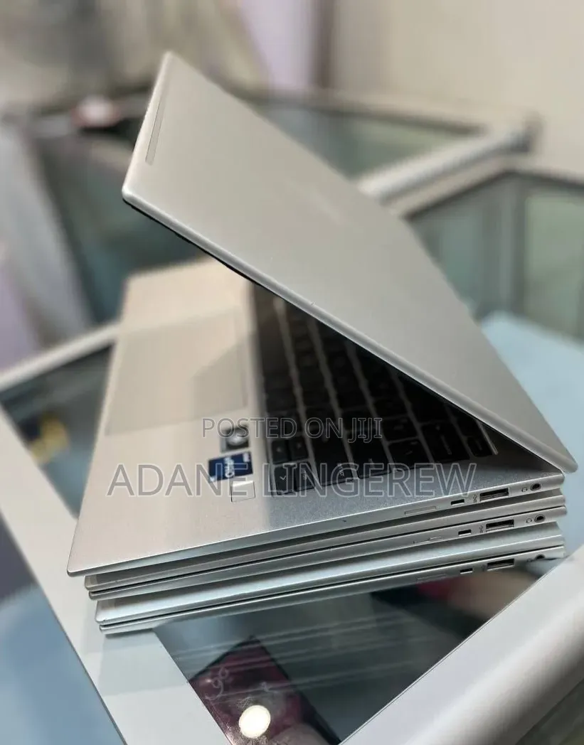 New Laptop HP EliteBook 840 G9 16GB Intel Core i5 SSD 512GB