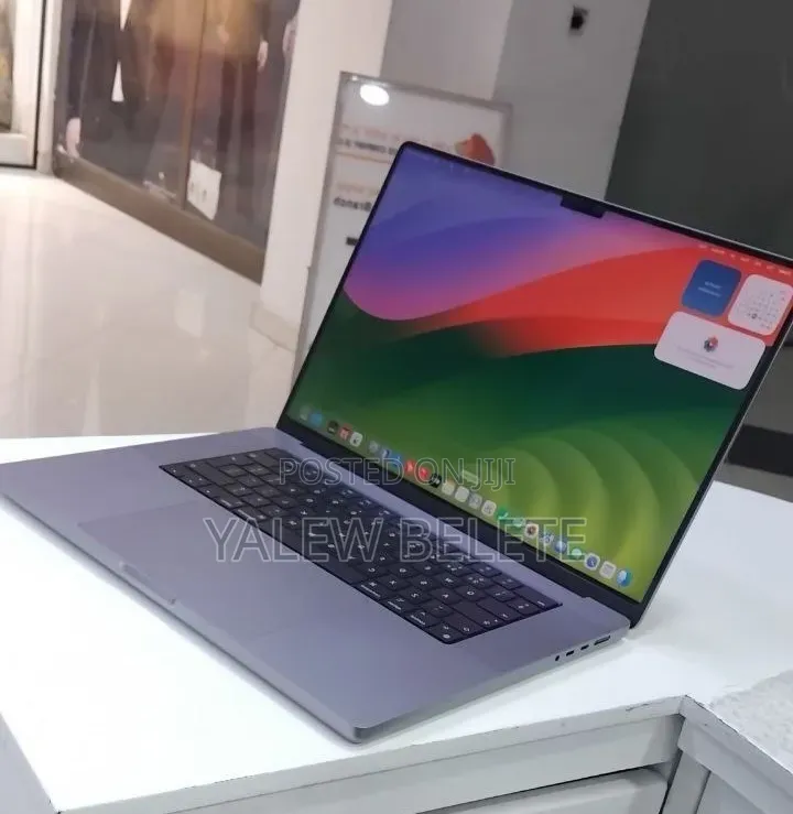 New Laptop Apple MacBook Pro 2021 M1 64GB Apple M1 Pro SSD 1T