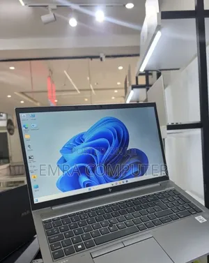 New Laptop HP 16GB Intel Core i7 SSD 512GB