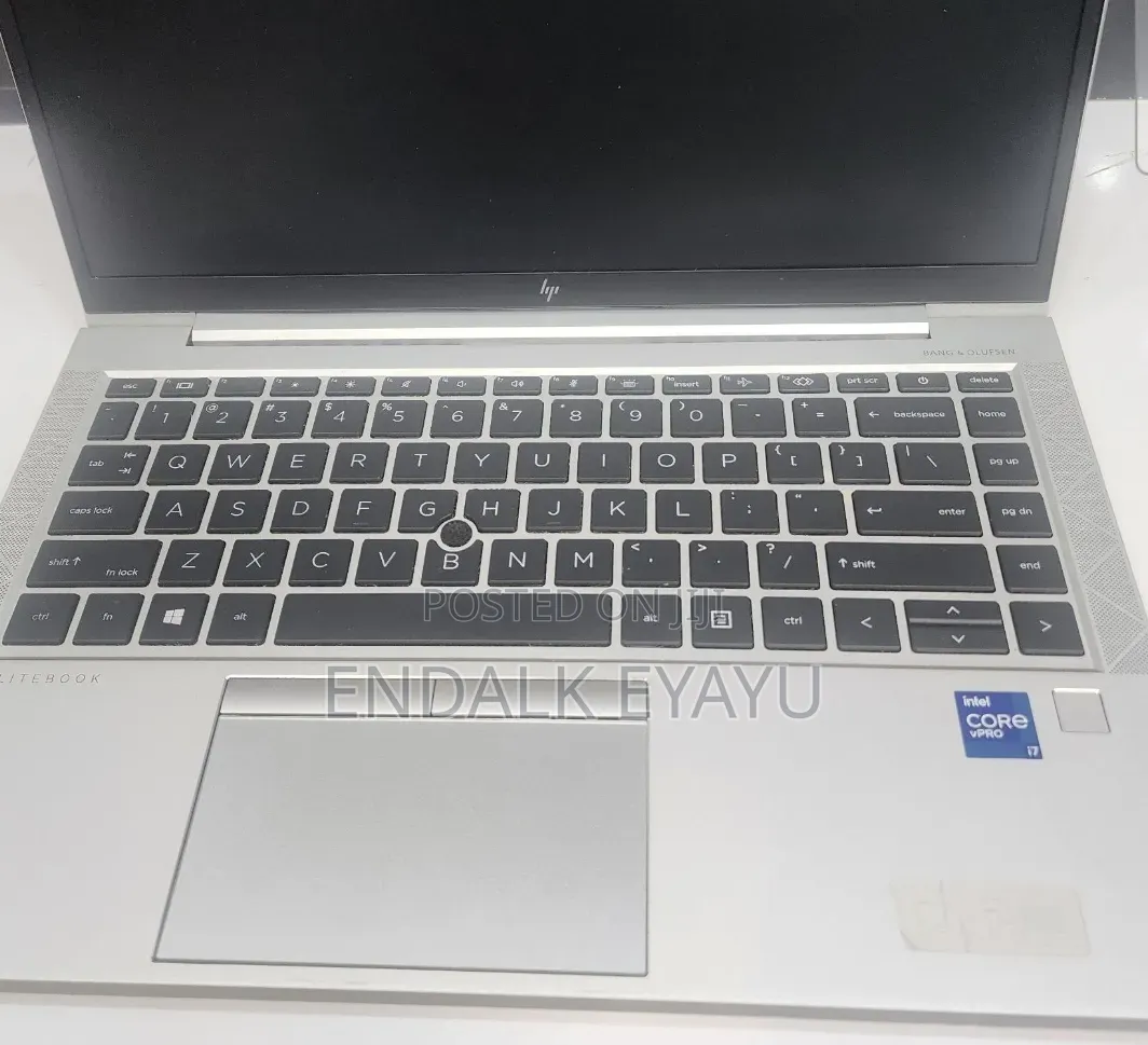 New Laptop HP EliteBook 840 G8 16GB Intel Core i7 SSD 512GB