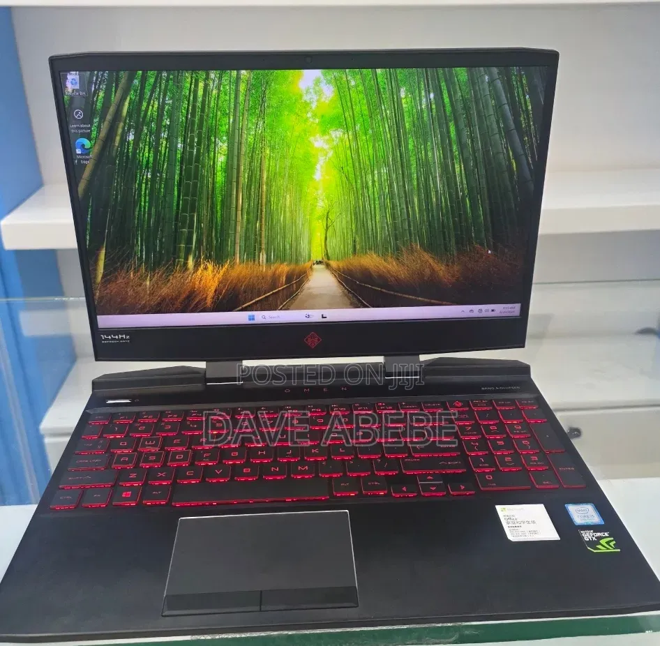 New Laptop HP Omen X 8GB Intel Core i5 HDD+SSD 256GB