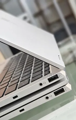 New Laptop HP Spectre 16GB Intel Core i7 SSD 512GB