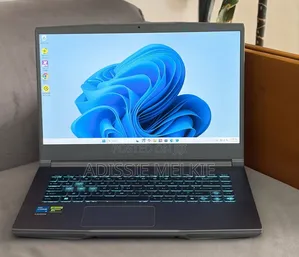 New Laptop MSI 16GB Intel Core i5 SSD 512GB
