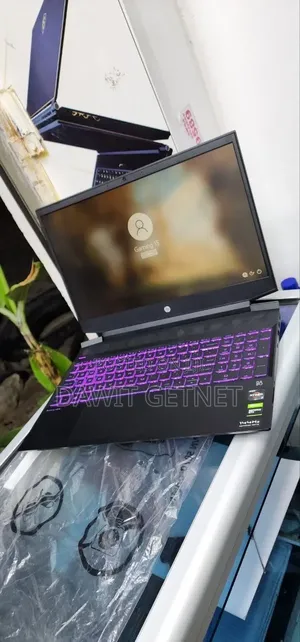 New Laptop HP Pavilion 14 16GB Intel Core i7 SSD 512GB