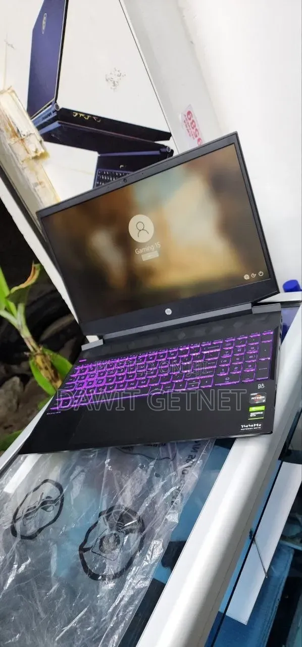 New Laptop HP Pavilion 14 16GB Intel Core i7 SSD 512GB