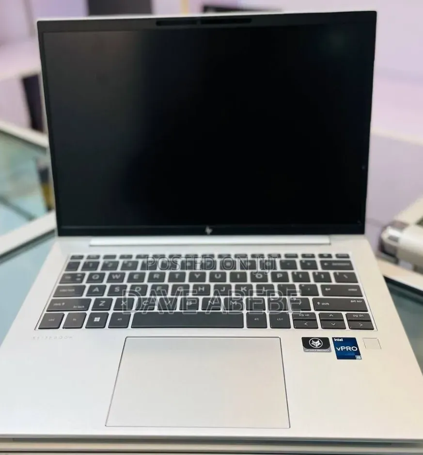 New Laptop HP EliteBook 840 G9 16GB Intel Core i5 SSD 512GB