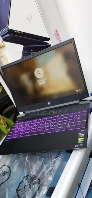 New Laptop HP Pavilion 15 16GB AMD Ryzen 5 SSD 512GB