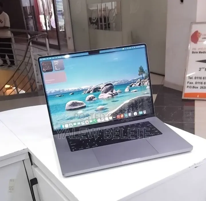 New Laptop Apple MacBook Pro 32GB Apple M1 Pro SSD 1T