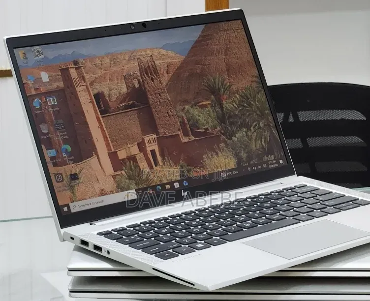 New Laptop HP EliteBook 840 G8 16GB Intel Core i5 SSD 512GB