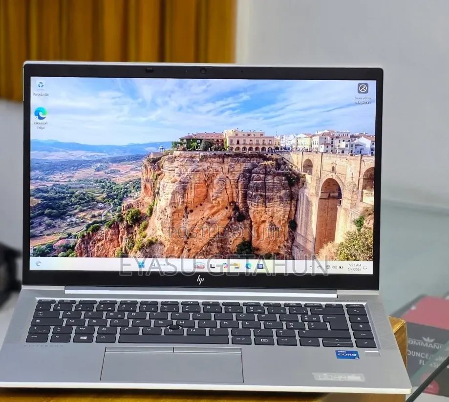 New Laptop HP EliteBook 840 G8 16GB Intel Core i5 SSD 512GB