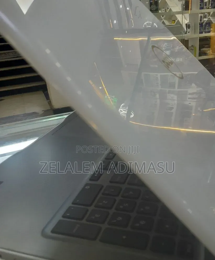 New Laptop Dell Inspiron 15 5567 16GB Intel Core i7 SSD 1T
