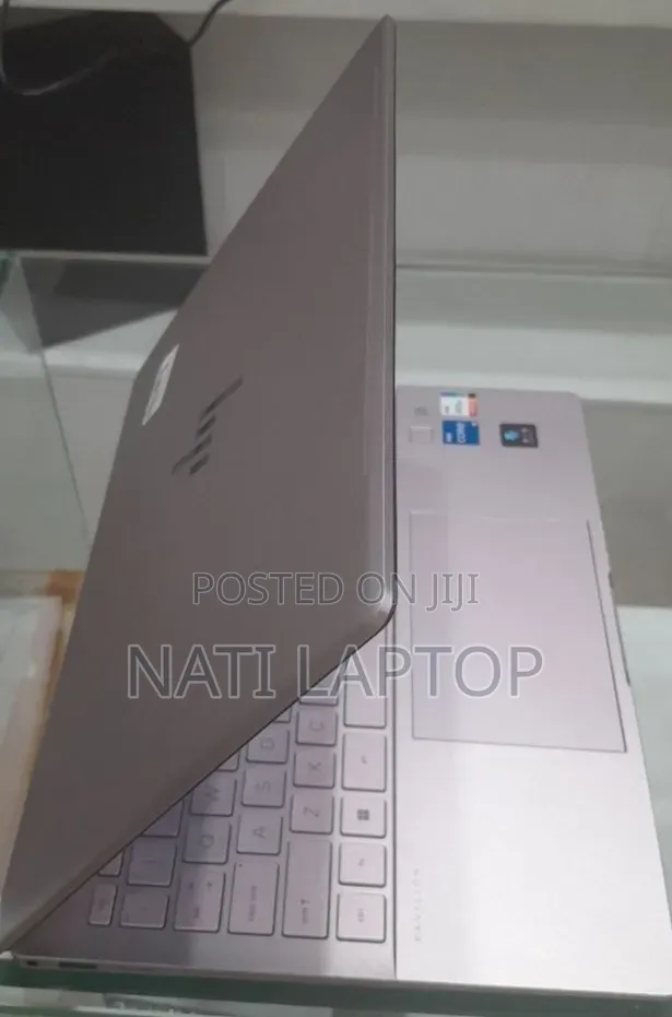 New Laptop HP Pavilion 14 16GB Intel Core i5 SSD 1T