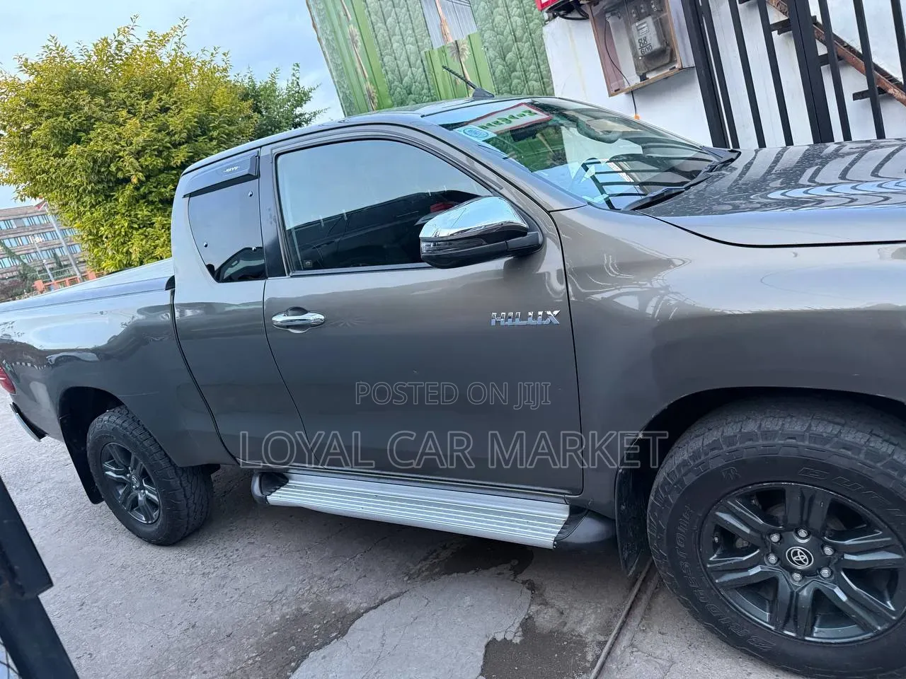 Toyota Hilux 2021 Gray