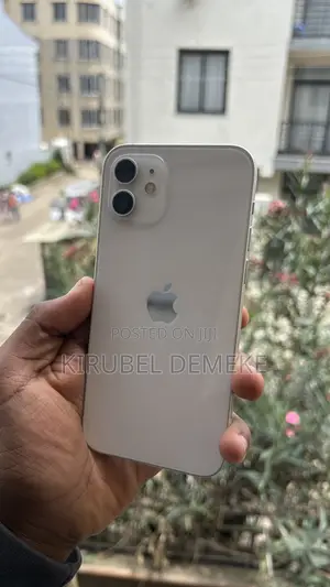 Apple iPhone 12 64 GB White