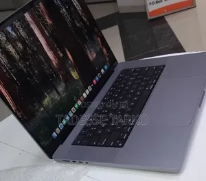 New Laptop Apple MacBook Pro 2021 M1 Max 32GB Apple M1 Max SSD 1T