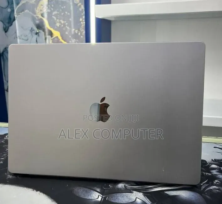 New Laptop Apple MacBook Pro 2021 M1 Max 32GB Apple M1 Max SSD 1T