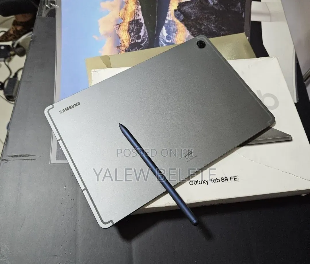 New Samsung Galaxy Tab S9 FE 128 GB Silver
