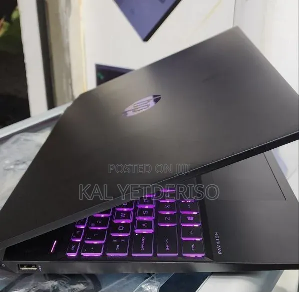 New Laptop HP Pavilion 15 16GB AMD Ryzen 7 SSD 512GB